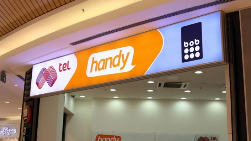 КЗК глоби А1 с повече от 800 бона заради Handy