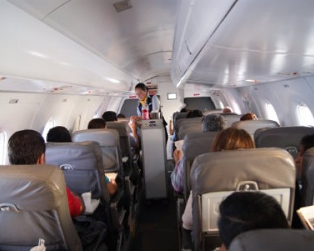 Българският турист е починал в самолета от масивен инфаркт