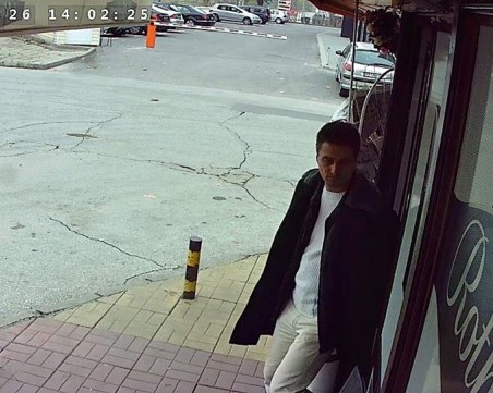 Арестуваха психичноболен в Смирненски, нападал метачките по улицата