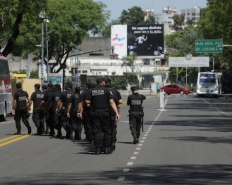 Ривър Плейт и Бока Хуниорс ще играят извън Аржентина, ако изобщо има мач