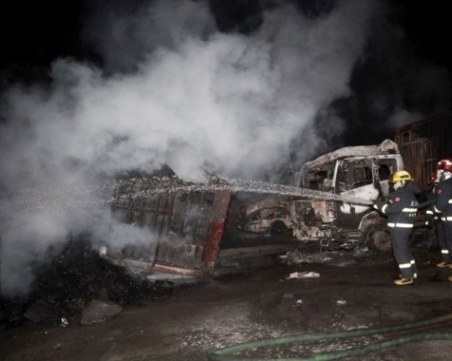 25 загинали и много ранени при взриз в химически завод