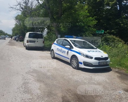 Екшън край Пловдив! Двама братя налетяха на полицаи след междусъседски скандал