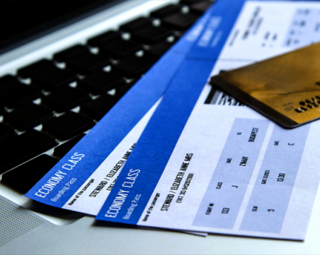 Хванаха 34-годишен измамник за продажба на “евтини“ самолетни билети