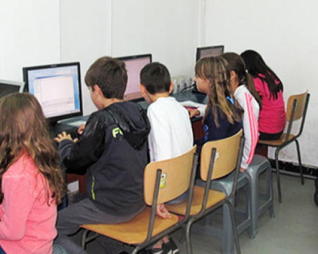 Отпускат над 1.5 млн. лева за интернет в училищата на бюджетна издръжка