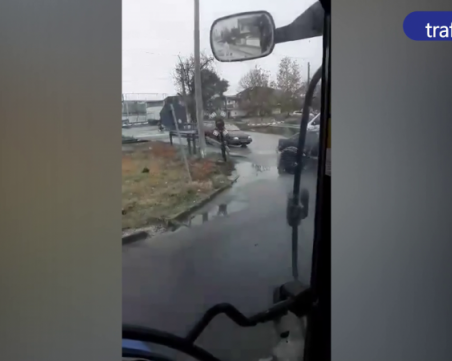 Петима нарушители са глобени за неправилно пресичане на жп прелез в село Труд