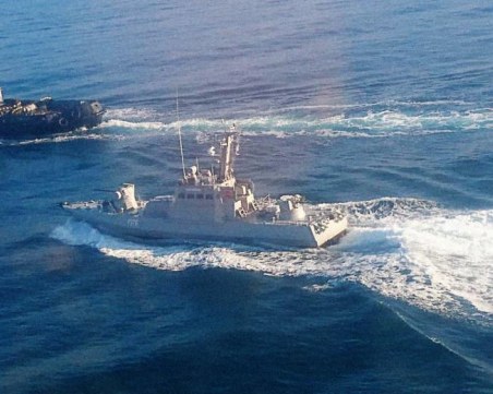 Арестуват и останалите девет украински моряци в Русия