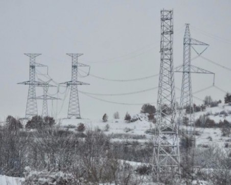 Няколко села останах без ток заради снега