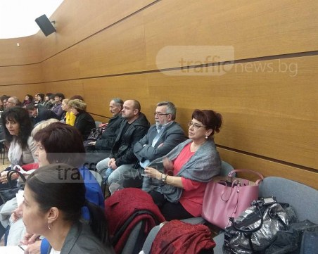 Въпреки драмите! Избраха д-р Литовойска за управител на 5-о ДКЦ с пълно мнозинство СНИМКИ