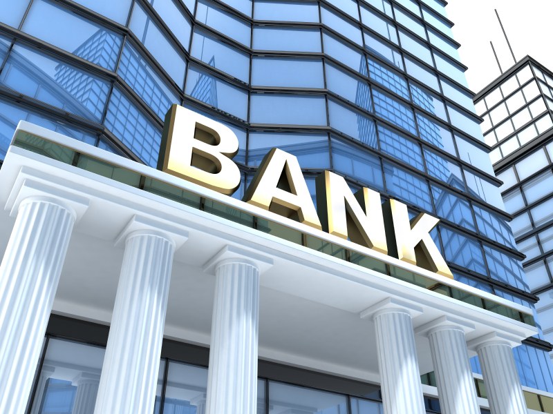 За първи път в България: Лихвата стана отрицателна, бизнес депозитите в банките се топят