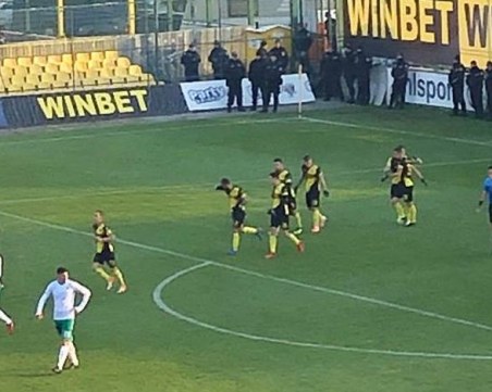 Ботев разби Берое в голов екшън в Коматево ВИДЕО
