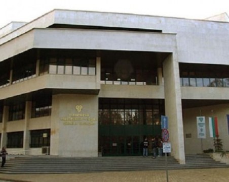 Промишлени роботи в новата лаборатория на Техническия университет в Пловдив