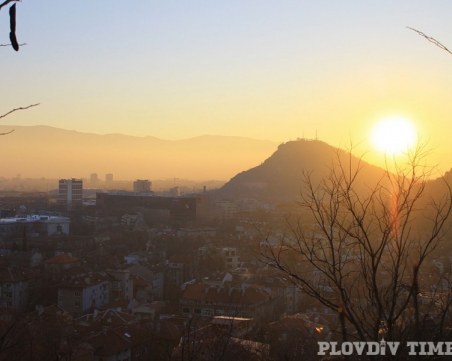 Сковаваща от студ сутрин в Пловдив, в Северна България отчетоха  -14 градуса
