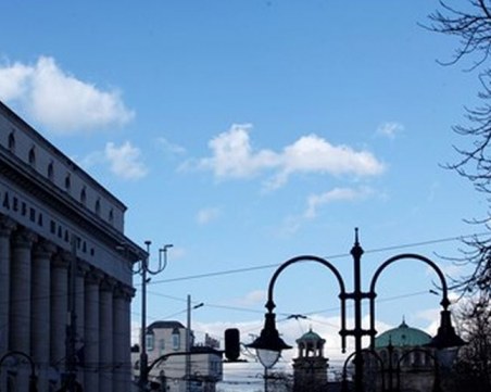 Ученик в 11 клас съди директор за повтаряне