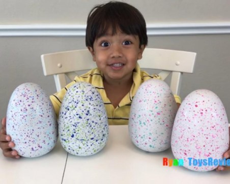 7-годишно дете изкарва по 22 милиона долара на година