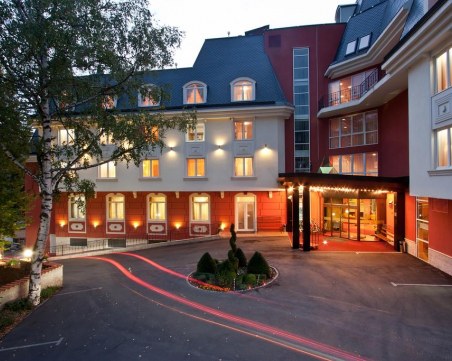 Евакуираха 40 души в спа хотел във Велинград