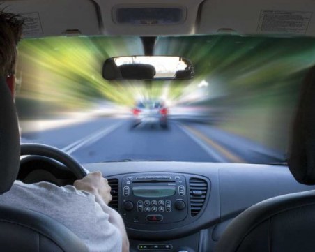 Сгащиха 18-годишен да шофира надрусан из Пловдив