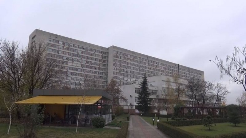 Болница в Пловдив не може да изпише двама пациенти, защото нямат роднини ВИДЕО