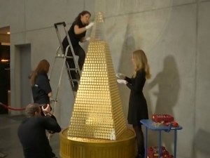 Най-скъпото коледно дърво в света се намира в Мюнхен