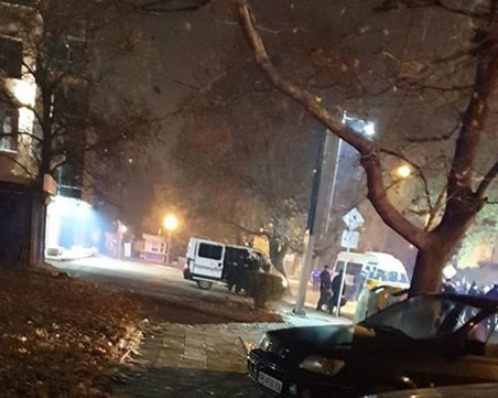 Масови арести на ултраси на Ботев и Локо след меле в Смирненски