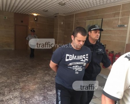 Повдигнаха две обвинения на убиеца на доцента в Пловдив