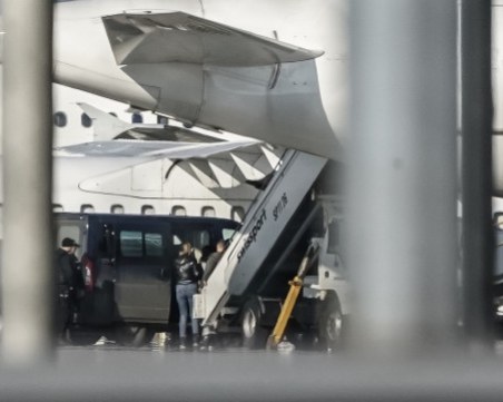 Евгения Банева кацна първа с белезници от Мюнхен ВИДЕО