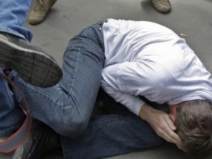 Двама пребиха и обраха свой съсед в Пазарджишко