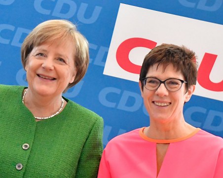 Ерата на Ангела Меркел в ХДС свърши, Анегрет Крамп-Каренбауер я наследи