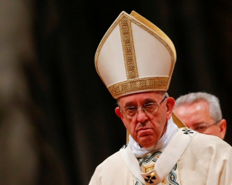 Захариева: Провежда се сериозна подготовка за посрещането на папата у нас