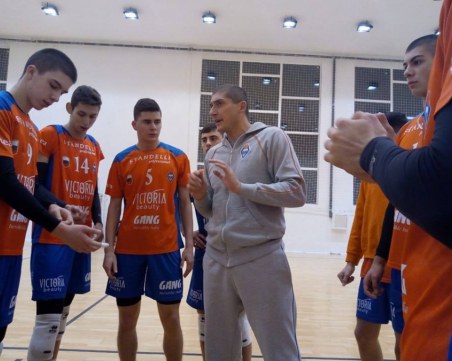 Виктория Волей научи съперника си за Купата на България