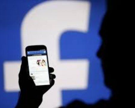 4 признака, че си пристрастен към Facebook