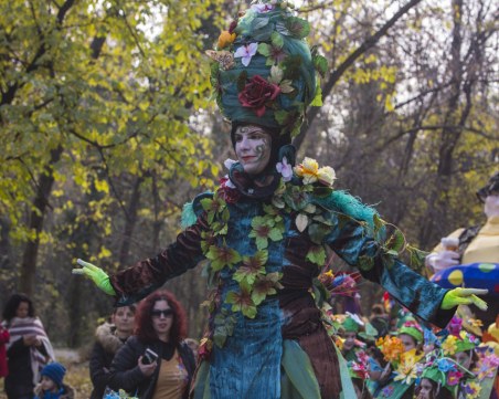 Коледни забавления изкушават днес в Пловдив