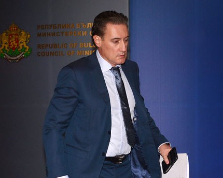 Домусчиев съзря тежък държавен картел в енергетиката