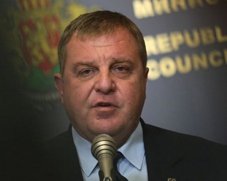 Каракачанов: В Скопие трябва да престанат да фалшифицират историята