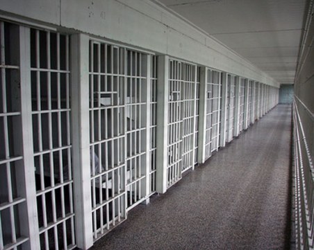 12 години затвор получи мъж, за умишлено убийство в центъра на Костенец