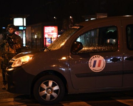 Боян Чуков: Франция е в полувоенно положение