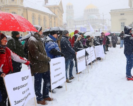 Евангелисти и протестанти продължават с протестите у нас