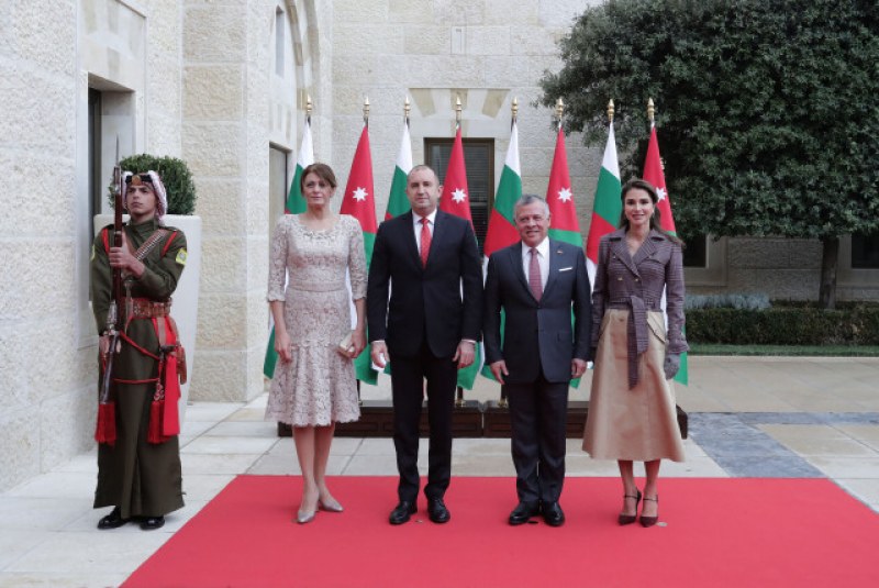 Кралят на Йордания прие поканата на Радев да посети България СНИМКИ