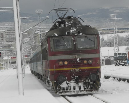 55-годишен мъж замръзна на жп прелез край Кърджали