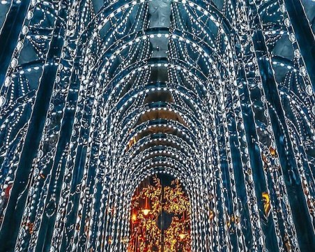 Лондон е с най-хубавата коледна украса през тази година СНИМКИ