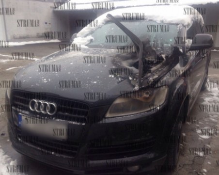 Подпалиха колата на известен бизнесмен от Благоевград