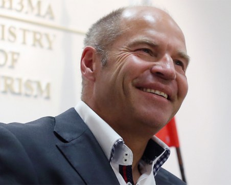 Жирардели: Не съм обявил, че притежавам 