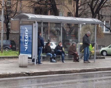 Подигравка? Автобуси в гонка 