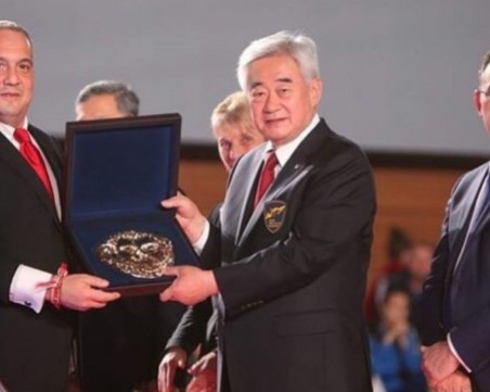 Слави Бинев стана президент на европейското таекуондо