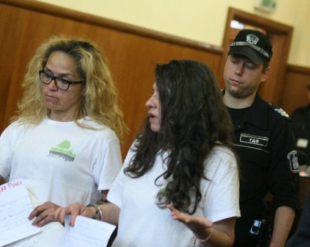 Спецсъдът пусна под домашен арест Десислава Иванчева и Биляна Петрова