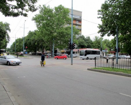 Затварят улица в Пловдив заради аварирал магистрален водопровод