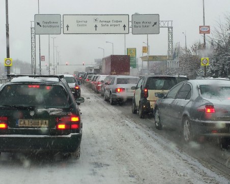Да си припомним някои практически съвети за безопасно движение по пътищата