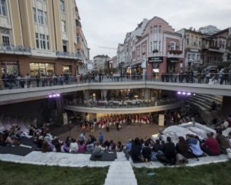 Коледа почти е тук! Ето къде да отидем днес в Пловдив