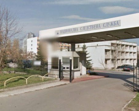 Осъждан за убийство избяга от сградата на следствието