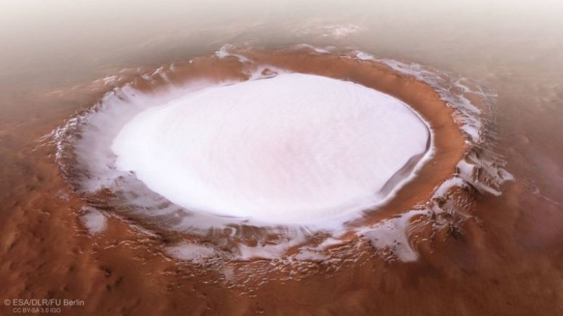 Заснеха уникална снимка на ледник на Марс