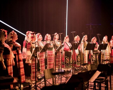 Операта смесва класика, 